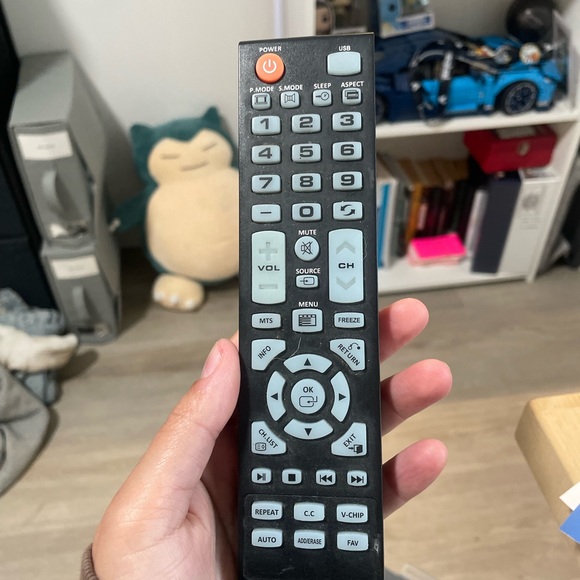 Element Tv Remote - Picture 1 of 2